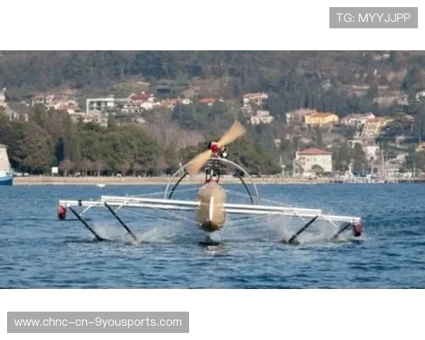 “快艇冲浪：马鞍山赛场上演极速水上飞跃”