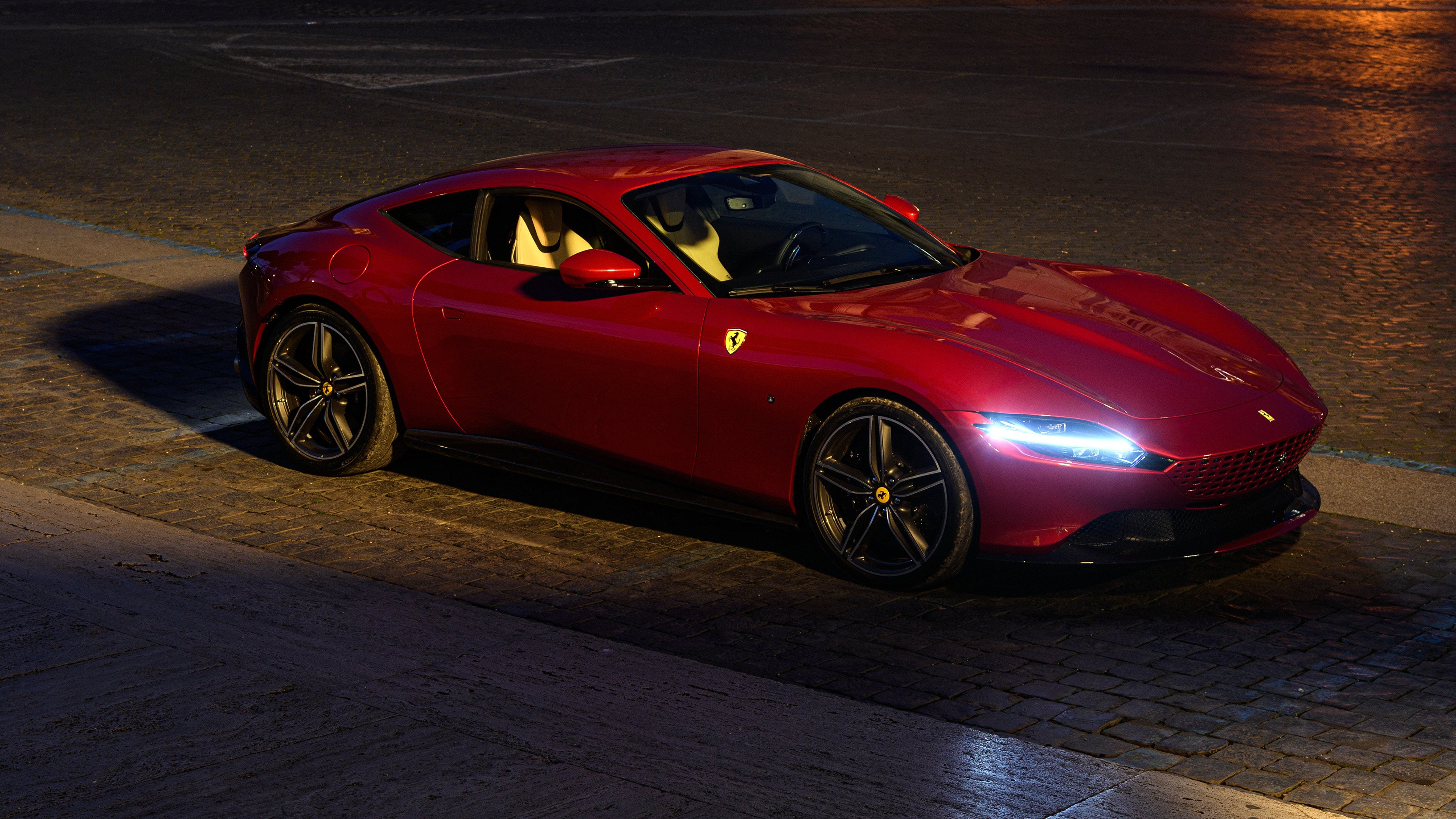 “华金·托比利亚的防守风暴与高效突破，助力美洲狮队在世界赛场上占有一席之地”