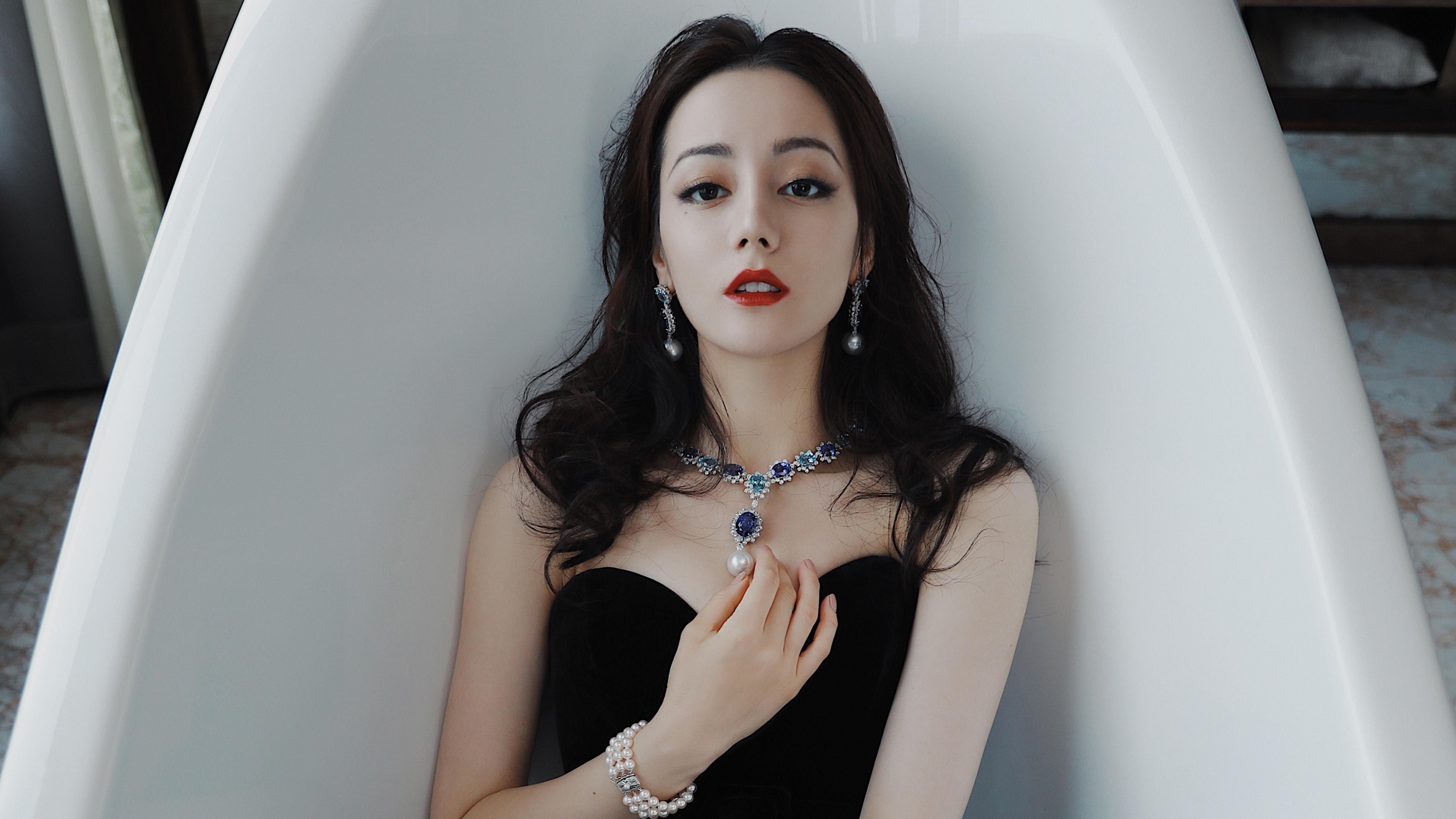 女子篮球青年队推行个性化技术训练方案，女子篮球队风采展示