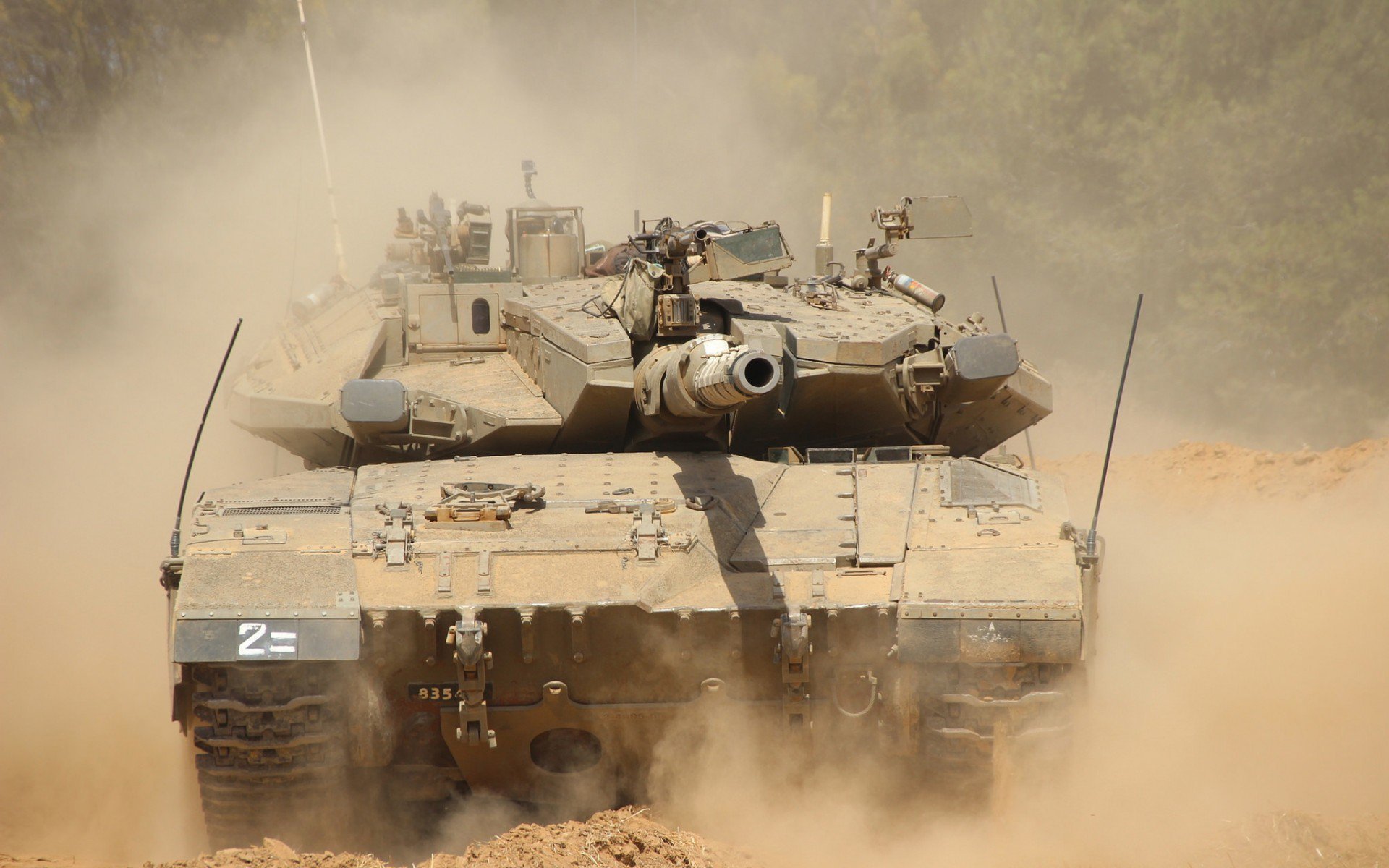 库里担任青少年篮球夏令营总教练,库里初中联赛